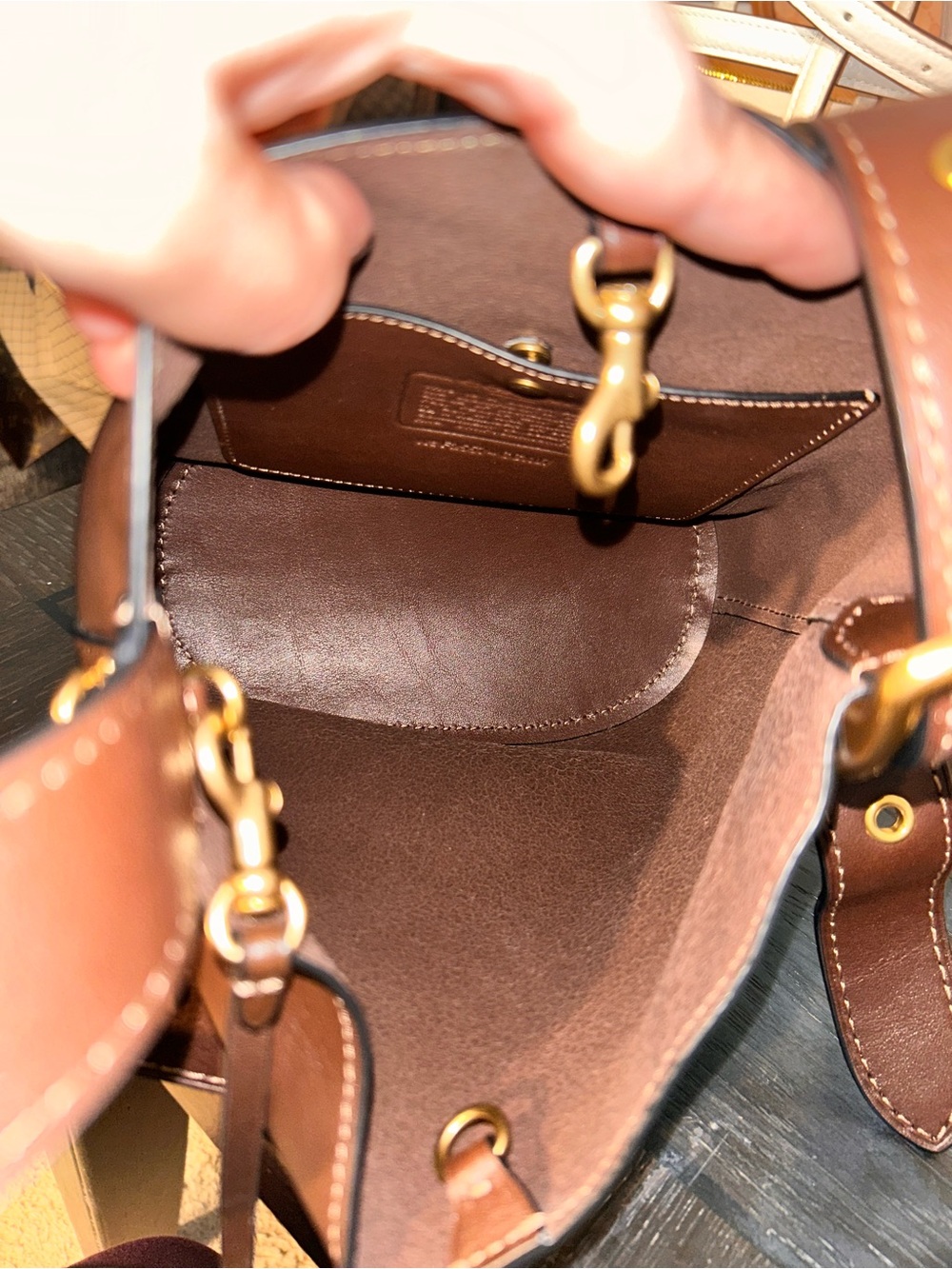 Coach Bleecker Bucket Bag 21 - Picture 9 of 12